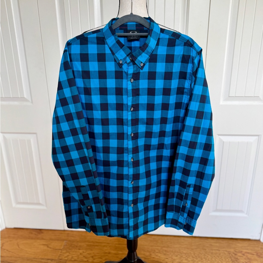 Oakley Blue Black Buffalo Plaid Button Down Flannel Shirt Men's Size Medium M - Picture 8 of 14